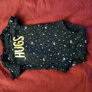 Carter's Newborn Black Hugs
